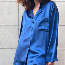 Load image into Gallery viewer, Pigiama in seta blu 90s