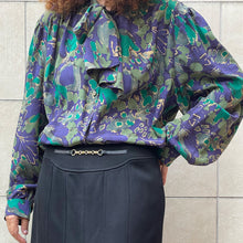 Load image into Gallery viewer, Camicia multicolor in seta 80s