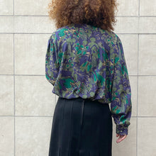 Load image into Gallery viewer, Camicia multicolor in seta 80s