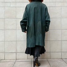 Load image into Gallery viewer, Trench verde bottiglia nabuk e pelle 80s