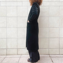 Load image into Gallery viewer, Trench Celine in velluto nero 80s