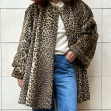 Load image into Gallery viewer, Fur for Fun animalier Moschino 80s