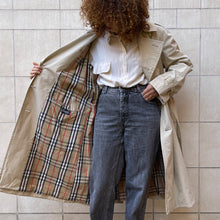 Load image into Gallery viewer, trench Burberry vintage 80s