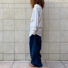 Load image into Gallery viewer, Camicia Versace Jeans Couture bianca 90s