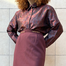 Load image into Gallery viewer, Camicia in jacquard di seta color bordeaux /viola 80s