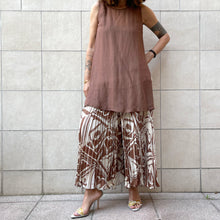 Load image into Gallery viewer, Completo Pierre Cardin top e gonna pantaloni 90s