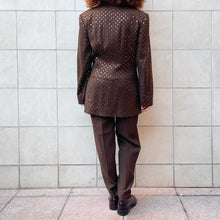 Load image into Gallery viewer, Completo giacca gilet pantalone marrone paillettes 80s