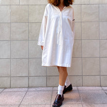 Load image into Gallery viewer, Abito sailor rosa pallido tendente al bianco made in Korea