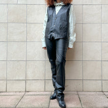 Load image into Gallery viewer, Gilet in pelle nera oversize 90s