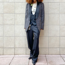 Load image into Gallery viewer, Tuxedo sartoria Abla Nicola Blasi a righe in 100% seta 70s