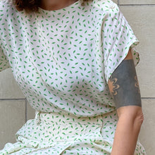Load image into Gallery viewer, Completo in seta bianco e verde 70s