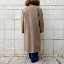 Load image into Gallery viewer, Cappotto double color cammello 80s