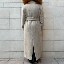 Load image into Gallery viewer, Cappotto sartoriale ecru 90s