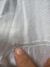 Load image into Gallery viewer, Camicia da Notte Vintage Sartoriale della nonna
