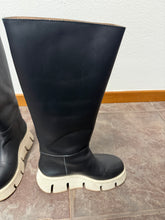 Load image into Gallery viewer, Stivali Marni neri
