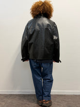 Load image into Gallery viewer, Giacca in pelle 90s

