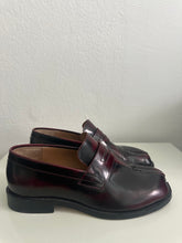 Load image into Gallery viewer, Tabi Maison Martin Margiele loafers
