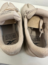 Load image into Gallery viewer, Maison Margiela X Reebok project 0 tabi

