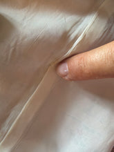Load image into Gallery viewer, Haori giapponese vintage in seta jacquard lilla con alamari
