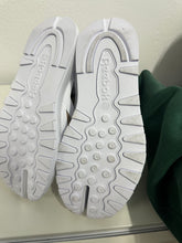 Load image into Gallery viewer, Maison Margiela X Reebok project 0 tabi
