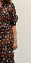Load image into Gallery viewer, Abito Vintage Anni ’70 – Mussola di Cotone Floreale
