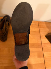 Load image into Gallery viewer, Stivali Acne Studios iconici
