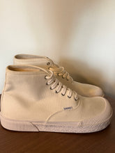 Load image into Gallery viewer, Sneakers Loewe terra Vulca
