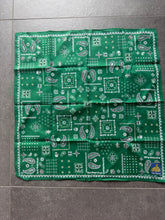 Load image into Gallery viewer, Bandana made in Japan verde  vintage
