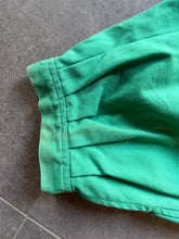 Load image into Gallery viewer, Pantaloni Nikka vintage color verde
