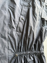 Load image into Gallery viewer, Prototipo Parka  ultraleggero blu in nylon
