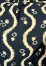 Load image into Gallery viewer, Michiyuki Tradizionale Giapponese Vintage anni ’60 – Indigo/Bianco (Aizome &amp; Kasuri)
