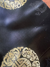 Load image into Gallery viewer, Giacca cinese anni ’90 in seta nera
