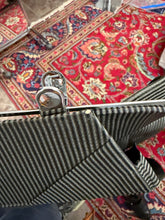 Load image into Gallery viewer, Hakama Vintage Tradizionale Giapponese Sendai-hira – Seta Ki-tsumugi
