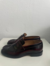 Load image into Gallery viewer, Tabi Maison Martin Margiele loafers
