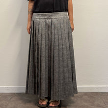 Load image into Gallery viewer, Gonna S’ Max Mara grigia plissettata
