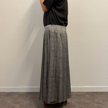 Load image into Gallery viewer, Gonna S’ Max Mara grigia plissettata
