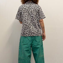 Load image into Gallery viewer, camicia “Bacteria Camo” coreana vintage
