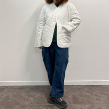 Load image into Gallery viewer, White liner jacket
