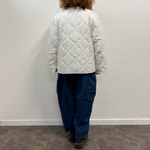 Load image into Gallery viewer, White liner jacket
