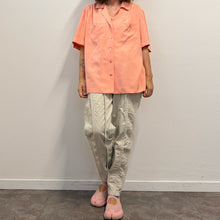 Load image into Gallery viewer, Camicia sartoriale vintage anni ’80 – colore pesca
