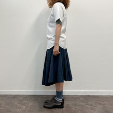 Load image into Gallery viewer, T-shirt Marina inglese La stessa barca

