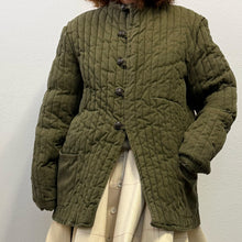 Load image into Gallery viewer, Giacca militare bulgara imbottita – Anni ’50
