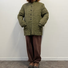 Load image into Gallery viewer, Giacca militare bulgara imbottita – Anni ’50
