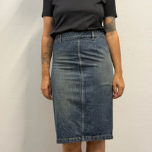 Load image into Gallery viewer, Gucci by Tom Ford – Gonna in Denim Y2K

