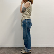 Load image into Gallery viewer, Karen Millen gilet seta color champagne Y2K
