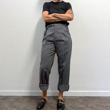 Load image into Gallery viewer, Pantaloni Louis Vuitton Vintage – Jacquard Piqué Grigio
