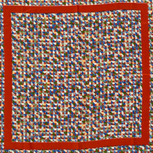 Load image into Gallery viewer, Foulard Vintage Vivienne – Anni ’70 – Crepe di Seta
