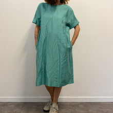 Load image into Gallery viewer, Abito Midi Intrend in Lino e Seta  Verde Acqua
