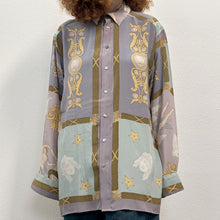 Load image into Gallery viewer, Camicia made England in seta 90s

