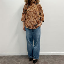 Load image into Gallery viewer, Camicia Balinese con stampe 90s
